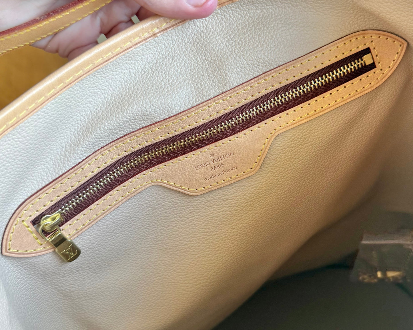 Monogram Bucket GM w/ Pouch