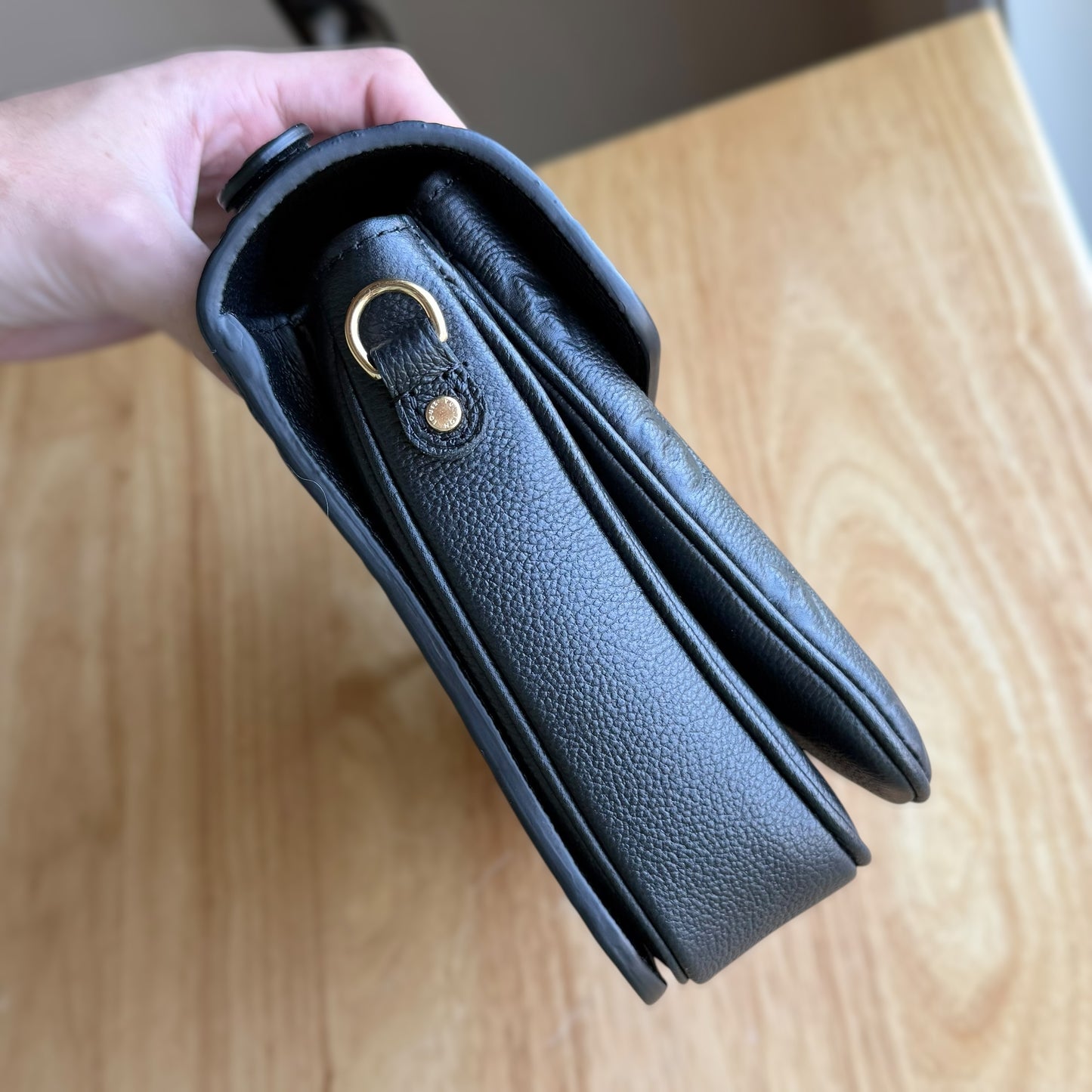 Black Empreinte Pochette Mรฉtis (LIKE NEW)