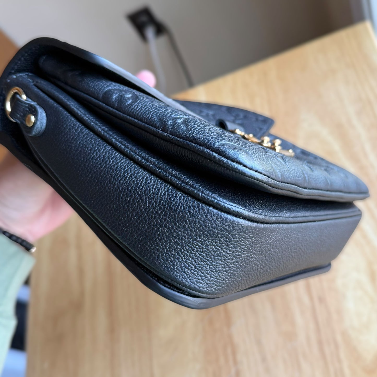 Black Empreinte Pochette Mรฉtis (LIKE NEW)