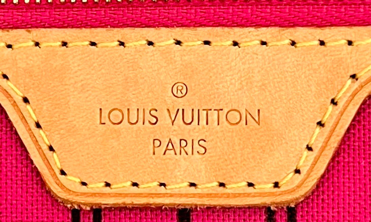 Monogram Neverfull MM (Pivione Interior)