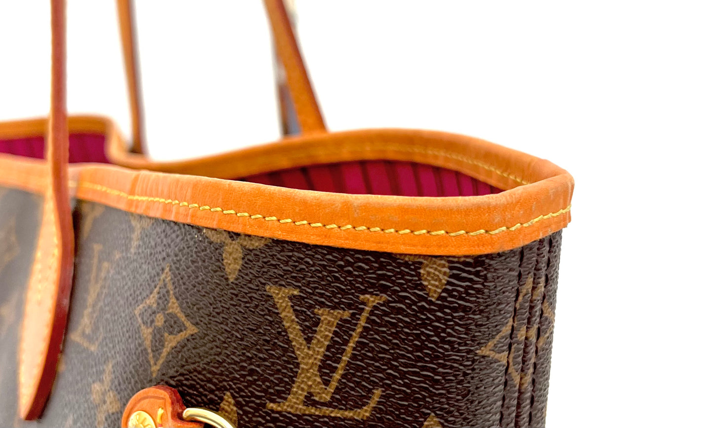 Monogram Neverfull MM (Pivione Interior)