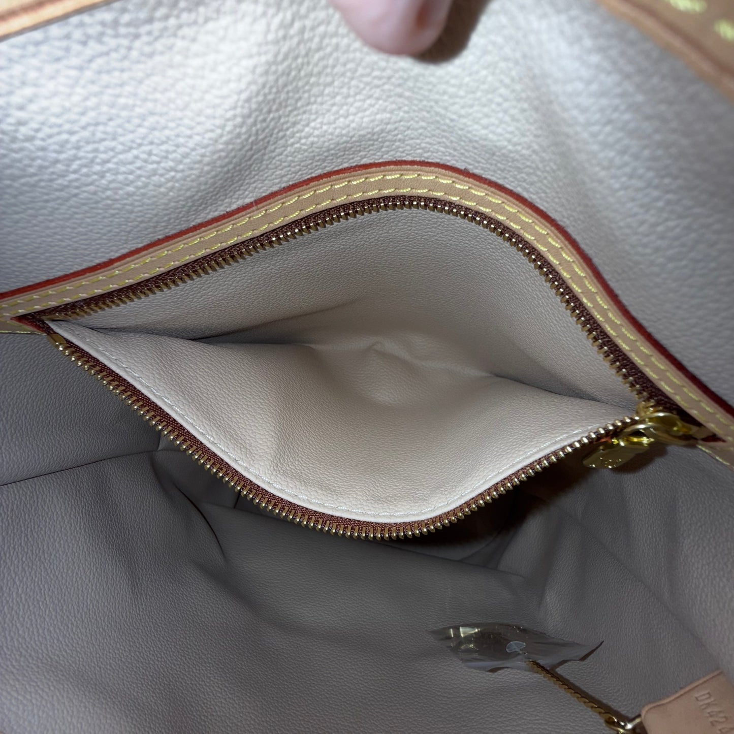 Monogram Bucket GM w/ Pouch