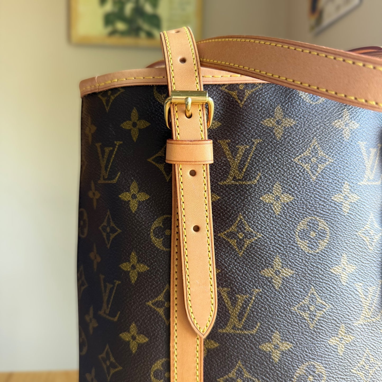 Monogram Bucket GM w/ Pouch