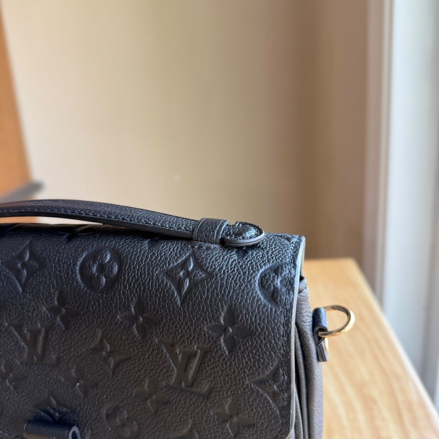 Black Empreinte Pochette Mรฉtis (LIKE NEW)
