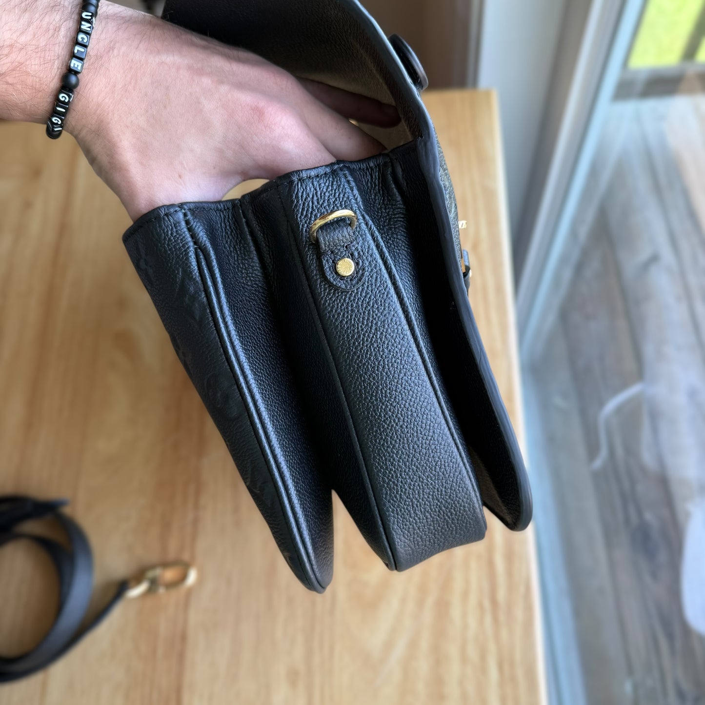 Black Empreinte Pochette Mรฉtis (LIKE NEW)