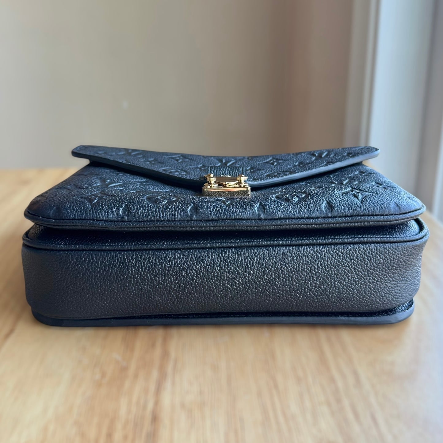 Black Empreinte Pochette Mรฉtis (LIKE NEW)