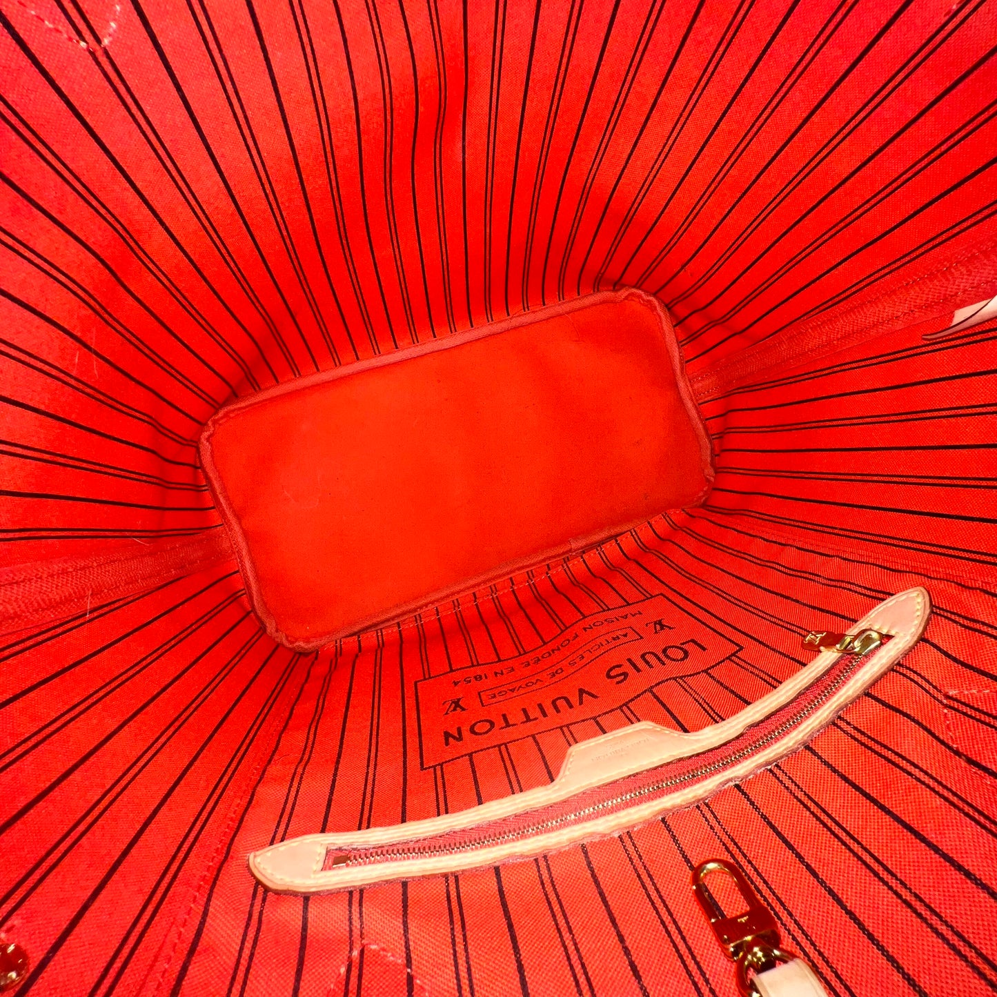 Monogram Neverfull MM (Piment Interior)