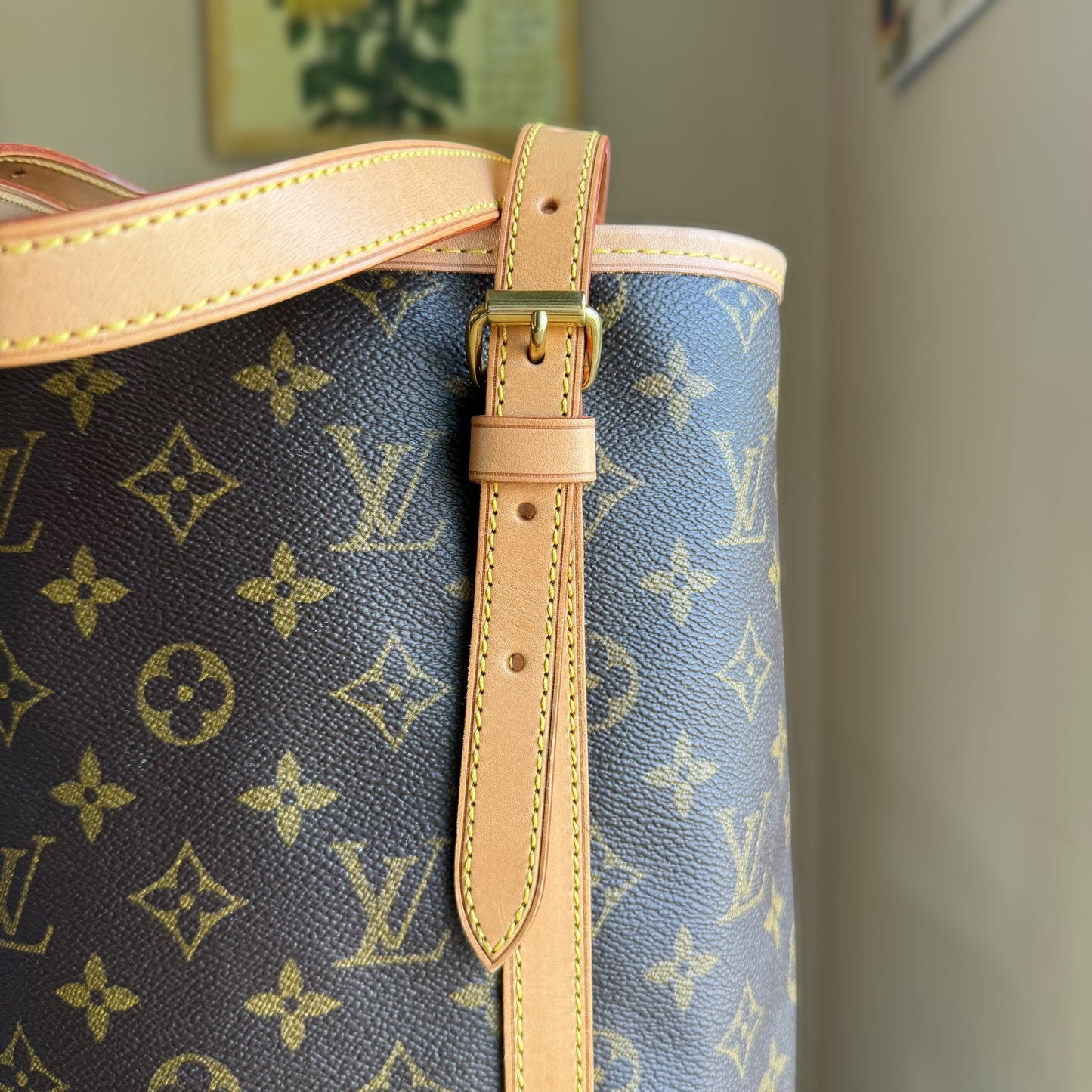 Monogram Bucket GM w/ Pouch