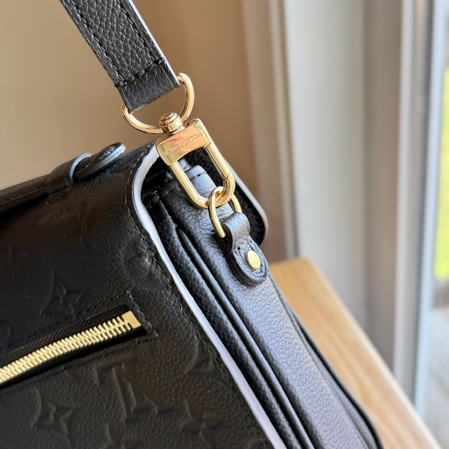 Black Empreinte Pochette Mรฉtis (LIKE NEW)