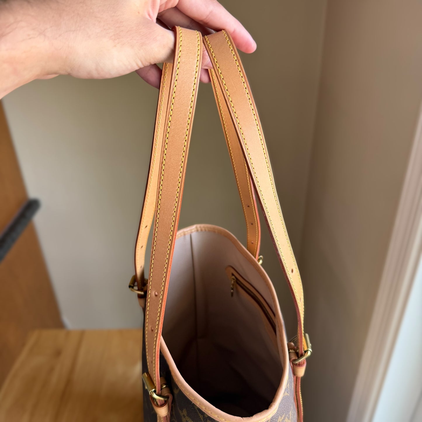 Monogram Bucket GM w/ Pouch