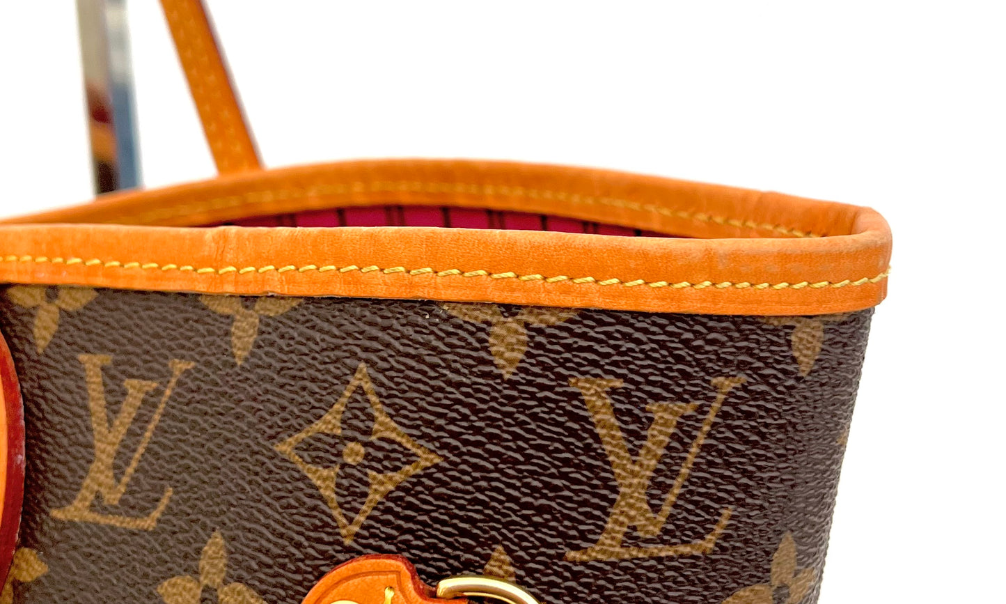 Monogram Neverfull MM (Pivione Interior)
