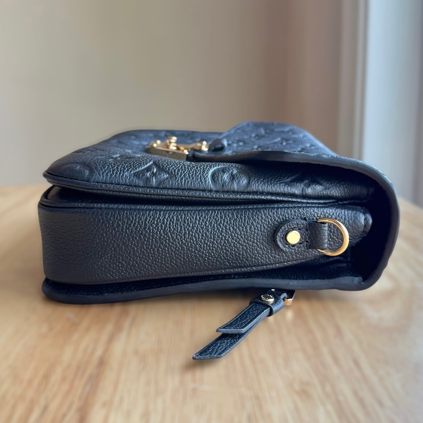 Black Empreinte Pochette Mรฉtis (LIKE NEW)