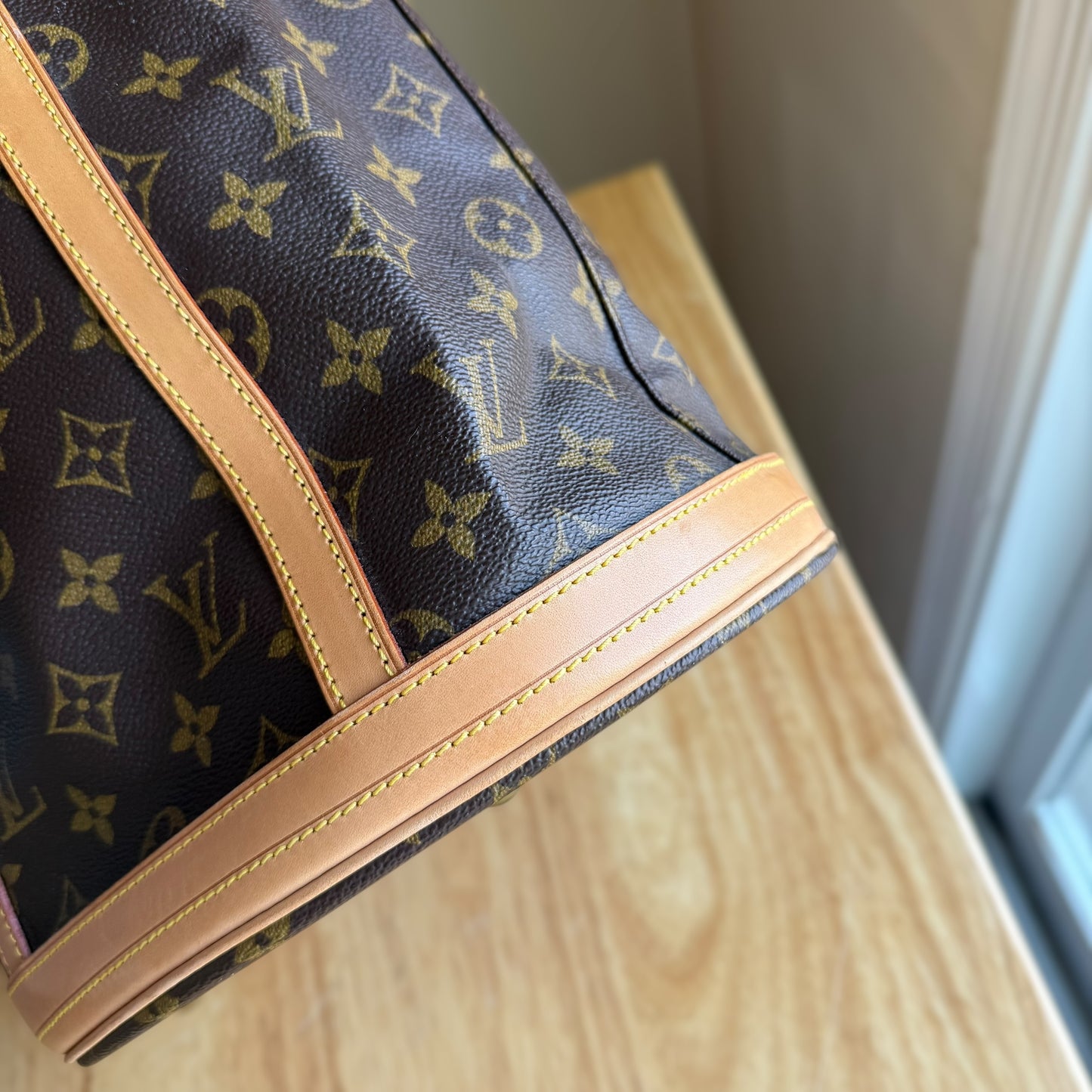 Monogram Bucket GM w/ Pouch
