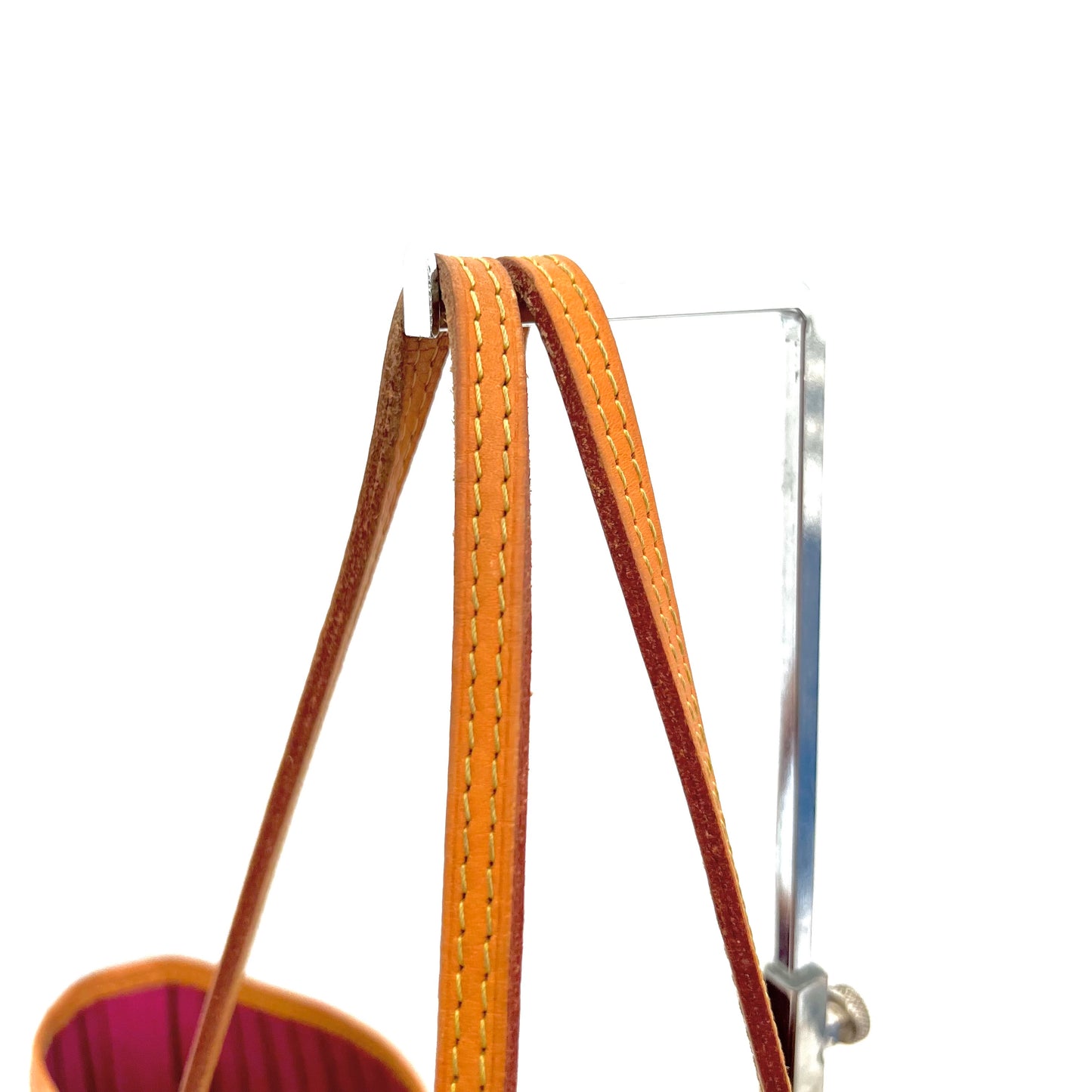 Monogram Neverfull MM (Pivione Interior)