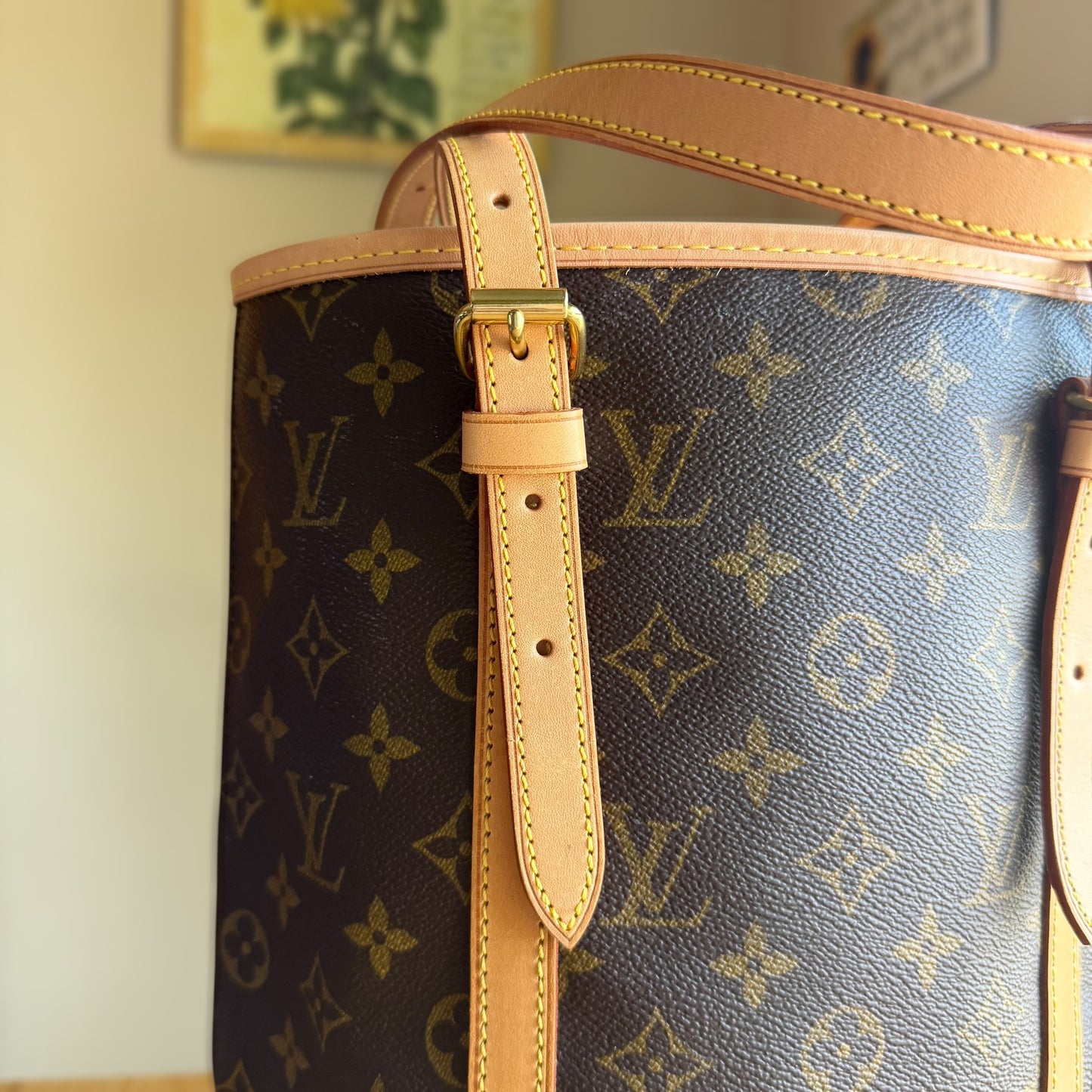Monogram Bucket GM w/ Pouch