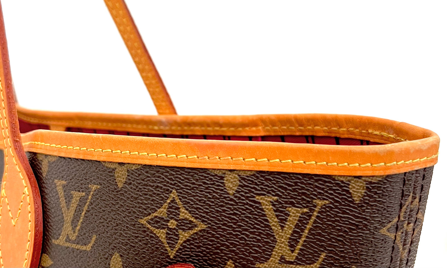 Monogram Neverfull MM (Pivione Interior)