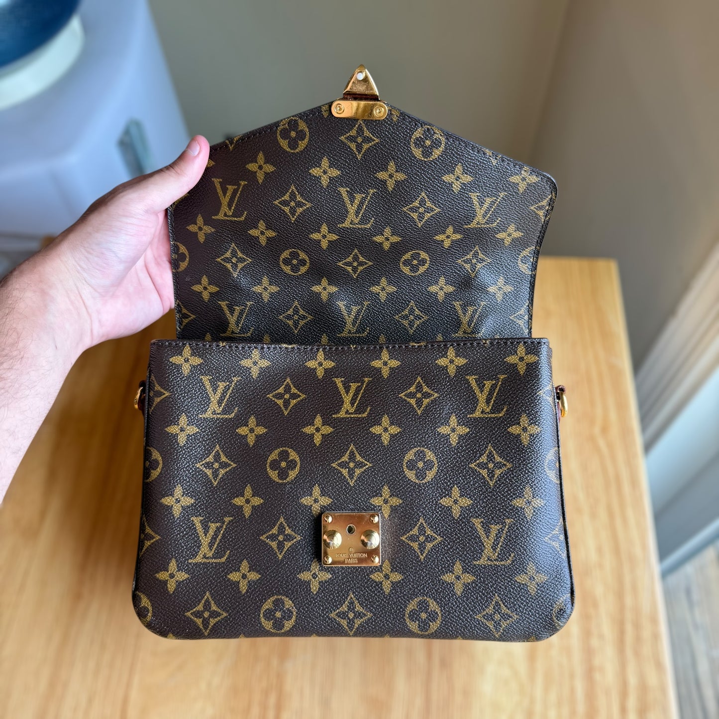 Monogram Pochette Métis
