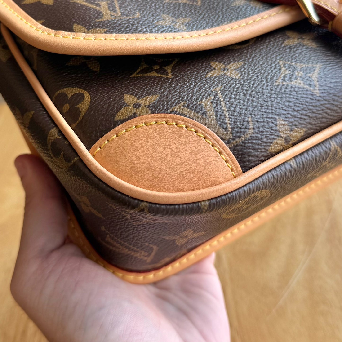 Monogram Diane