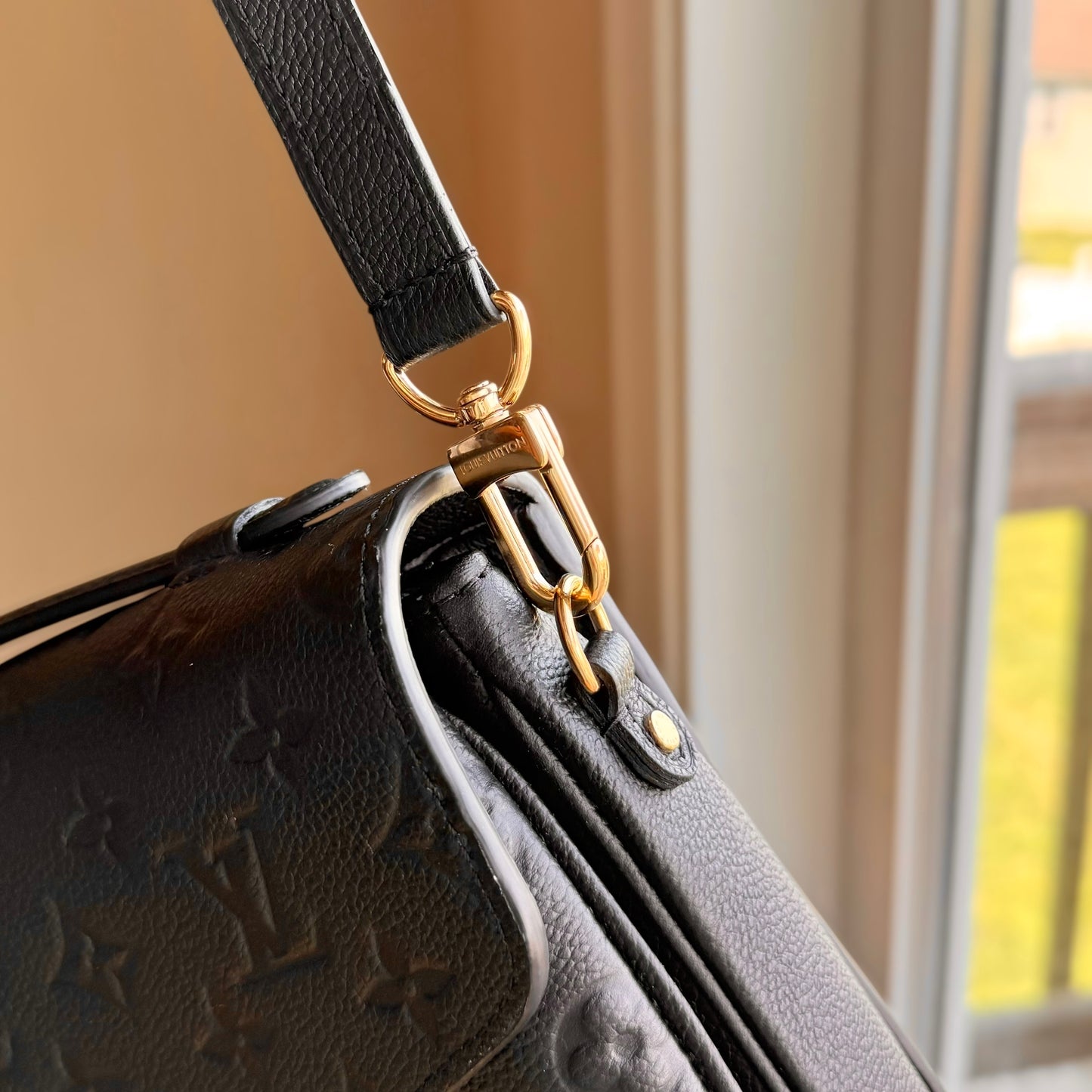 Black Empreinte Pochette Métis (Brand New)