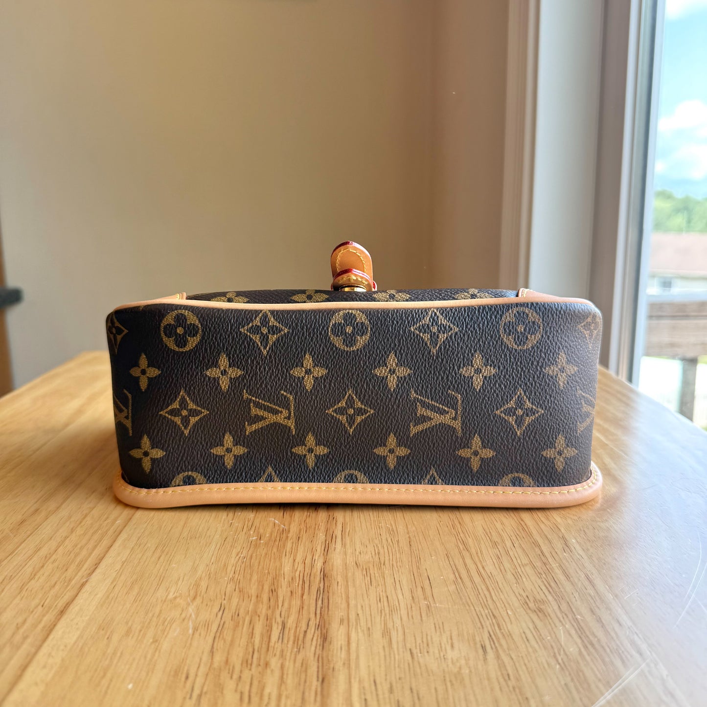 Monogram Diane