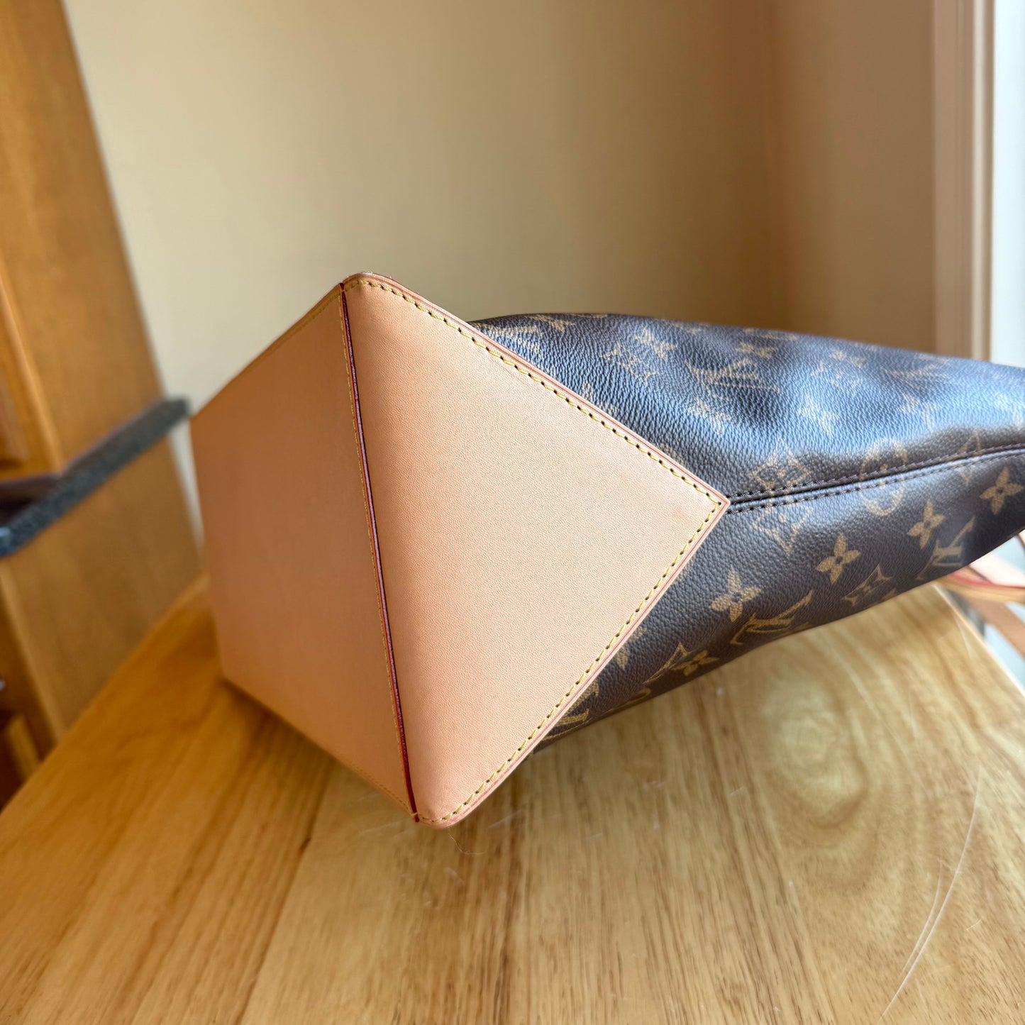 Monogram Cabas Mezzo (New Version)