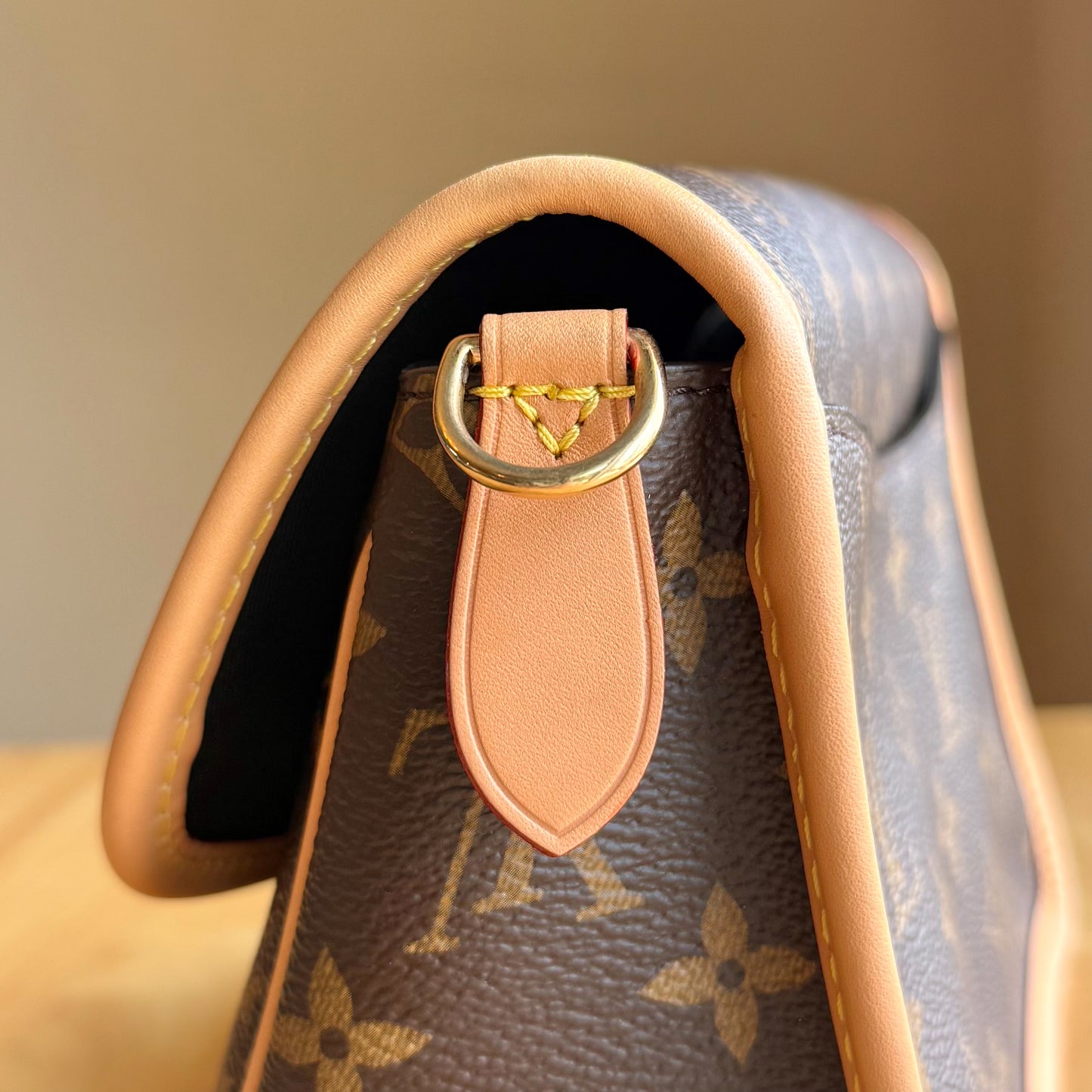 Monogram Diane