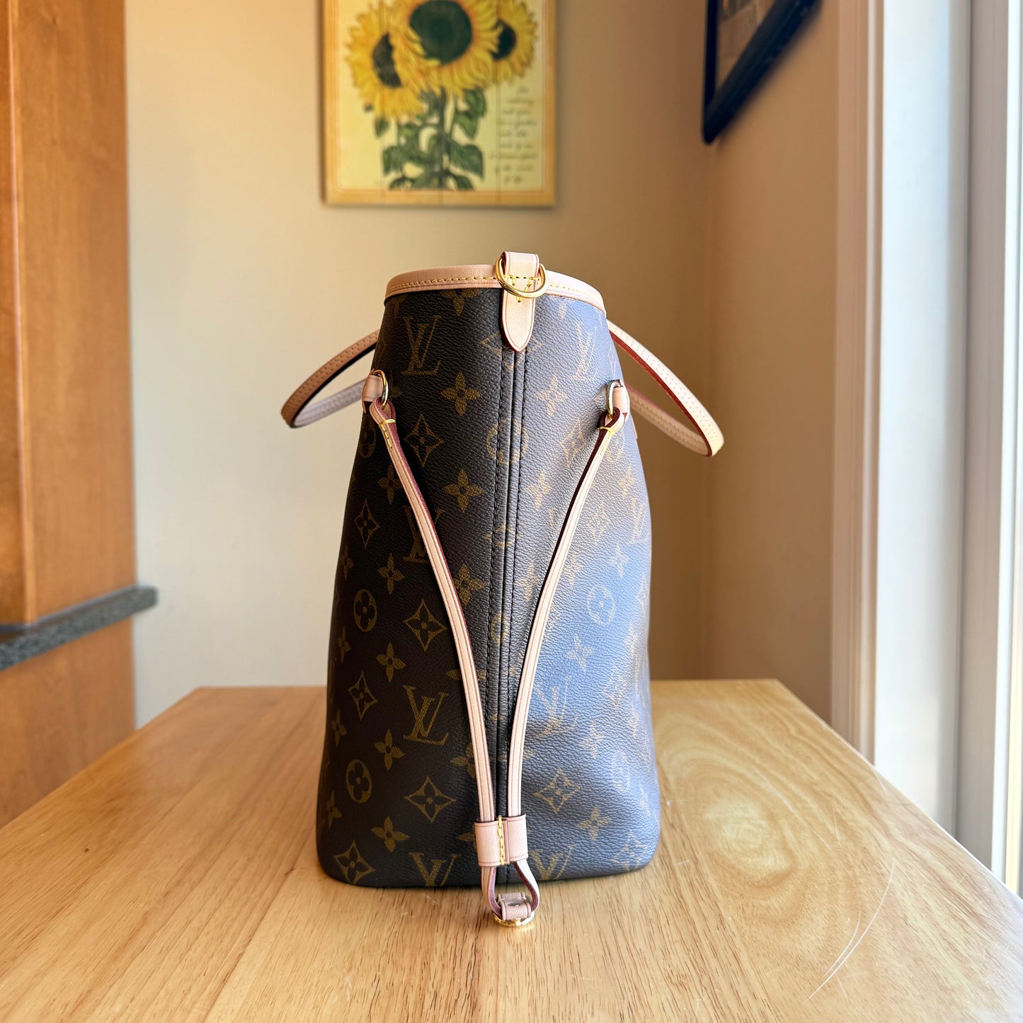 Monogram Neverfull Bandouliere Inside Out MM - Rogue Sari Interior