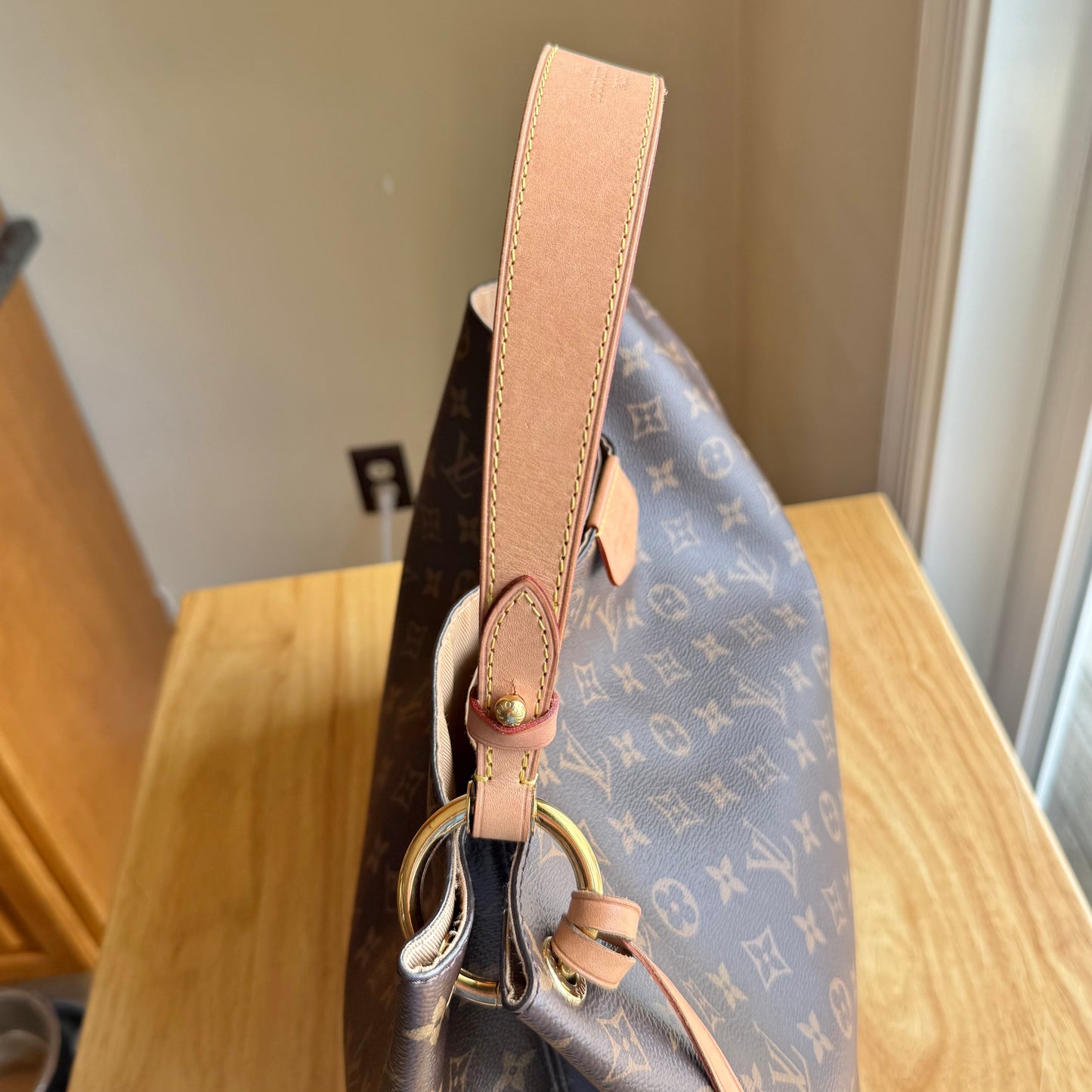 Monogram Graceful MM