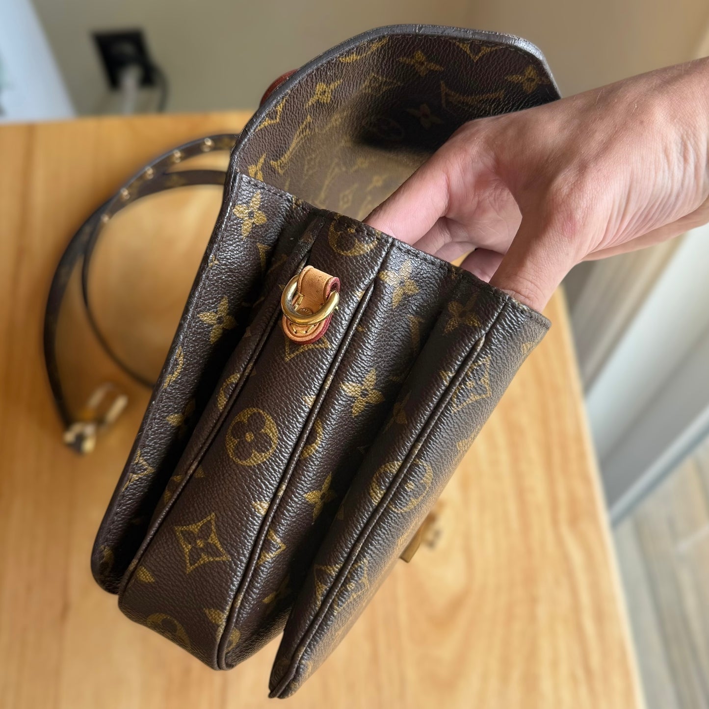 Monogram Pochette Métis