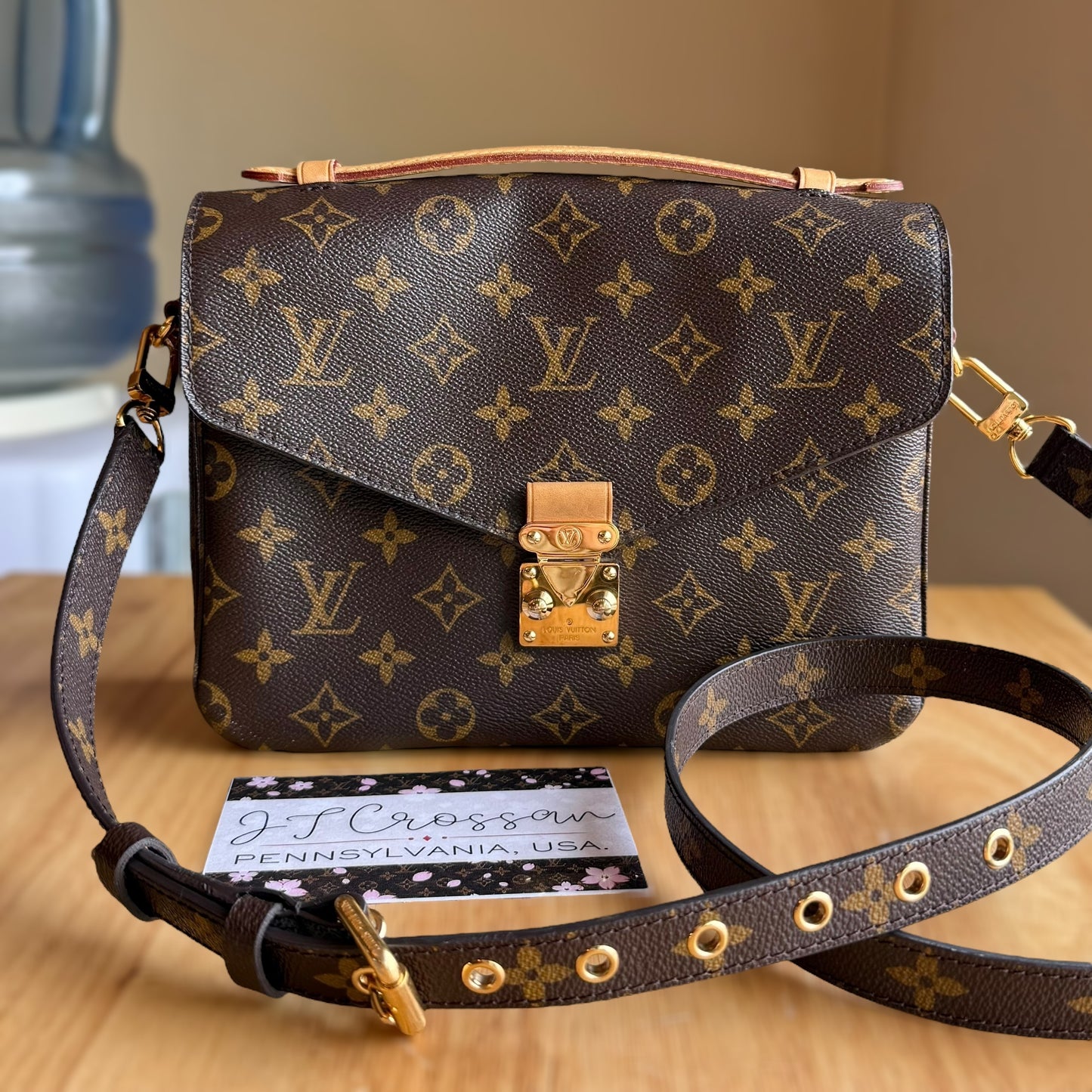 Monogram Pochette Métis