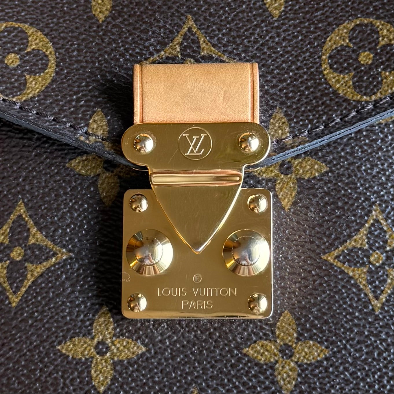 Monogram Pochette Métis