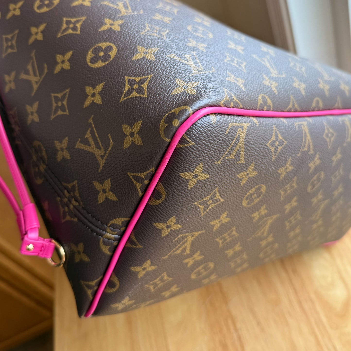 Neverfull GM - The City Exclu Collection “Monaco” (Brand New)
