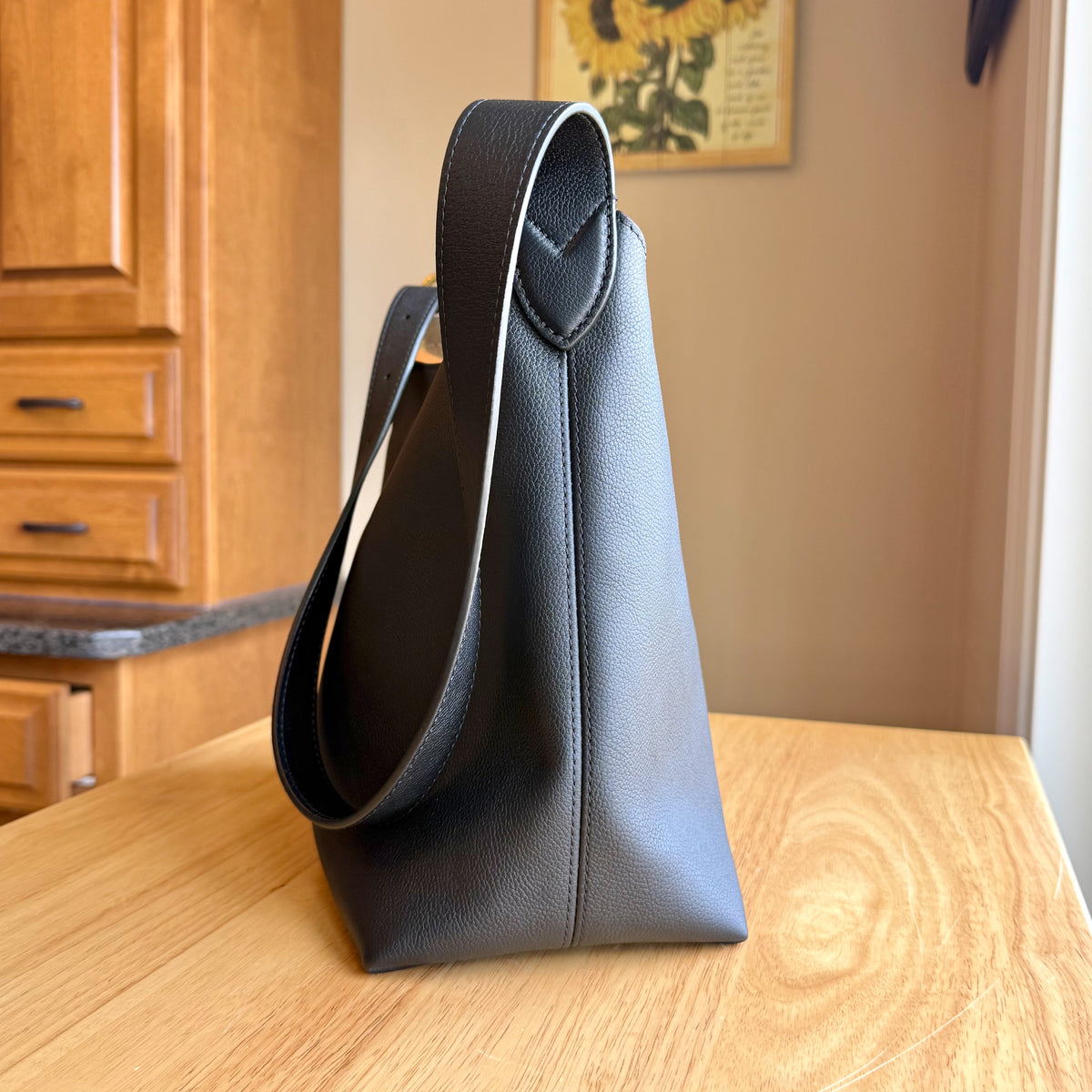 Black Low Key Hobo PM (Brand New)