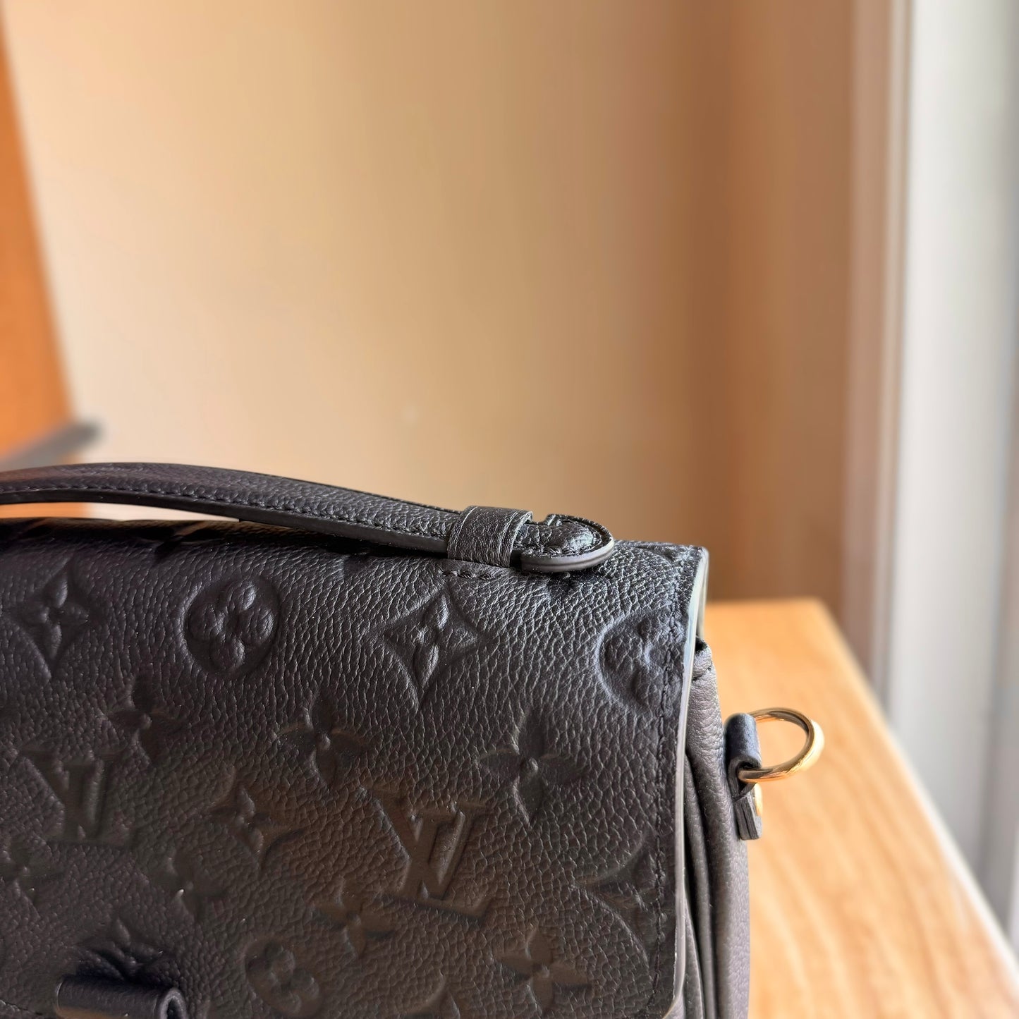 Black Empreinte Pochette Métis (Brand New)