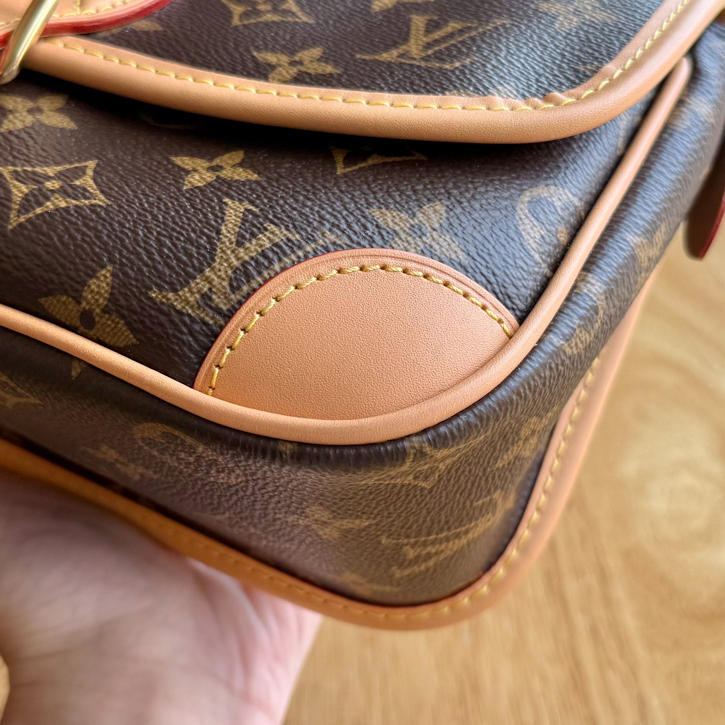 Monogram Diane