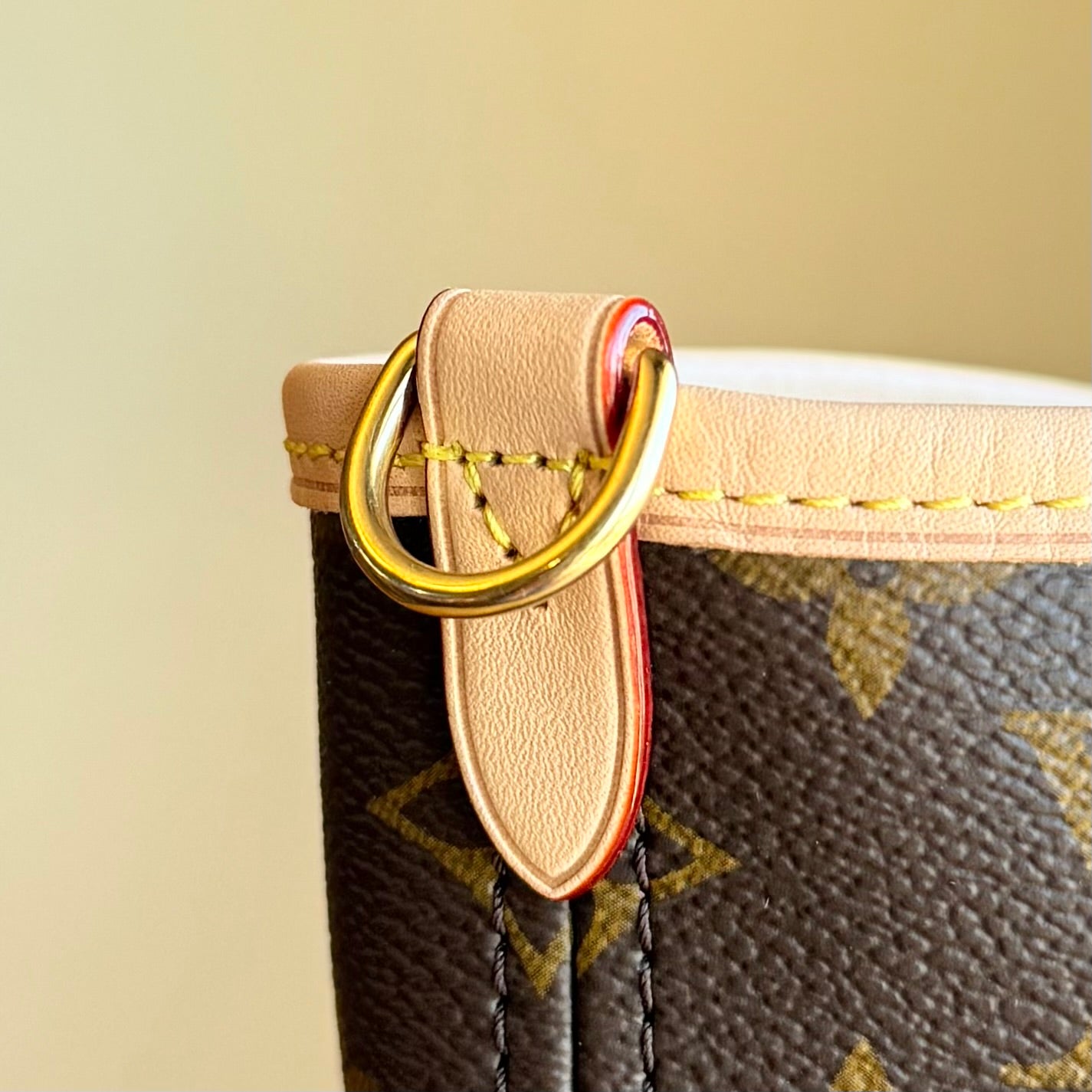 Monogram Neverfull Bandouliere Inside Out MM - Rogue Sari Interior