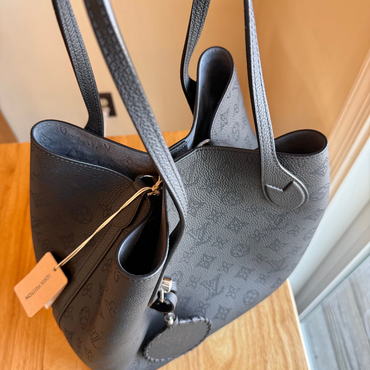 Black Mahina Blossom MM (Brand New)