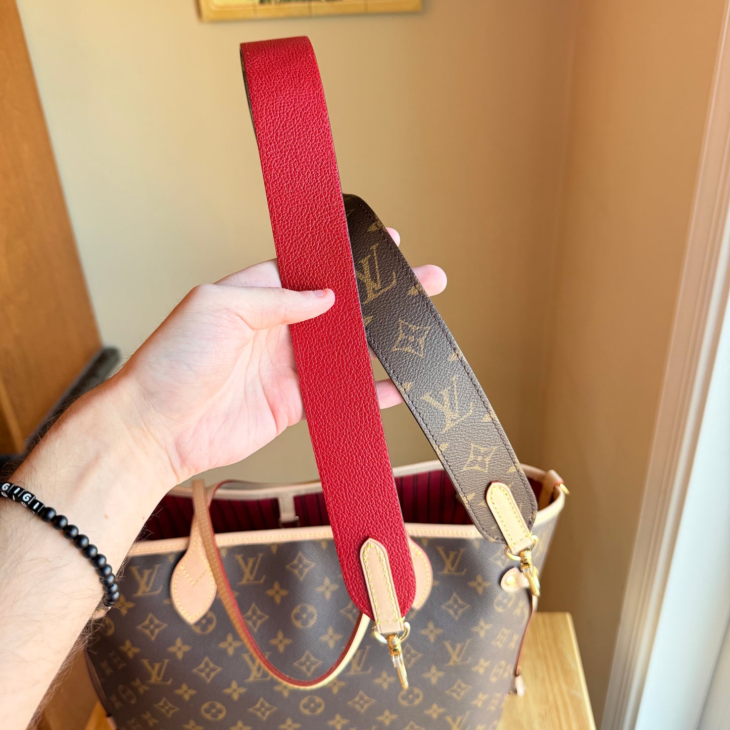 Monogram Neverfull Bandouliere Inside Out MM - Rogue Sari Interior