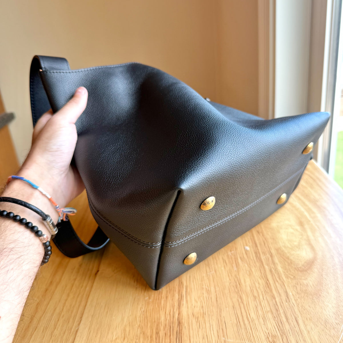 Black Low Key Hobo PM (Brand New)