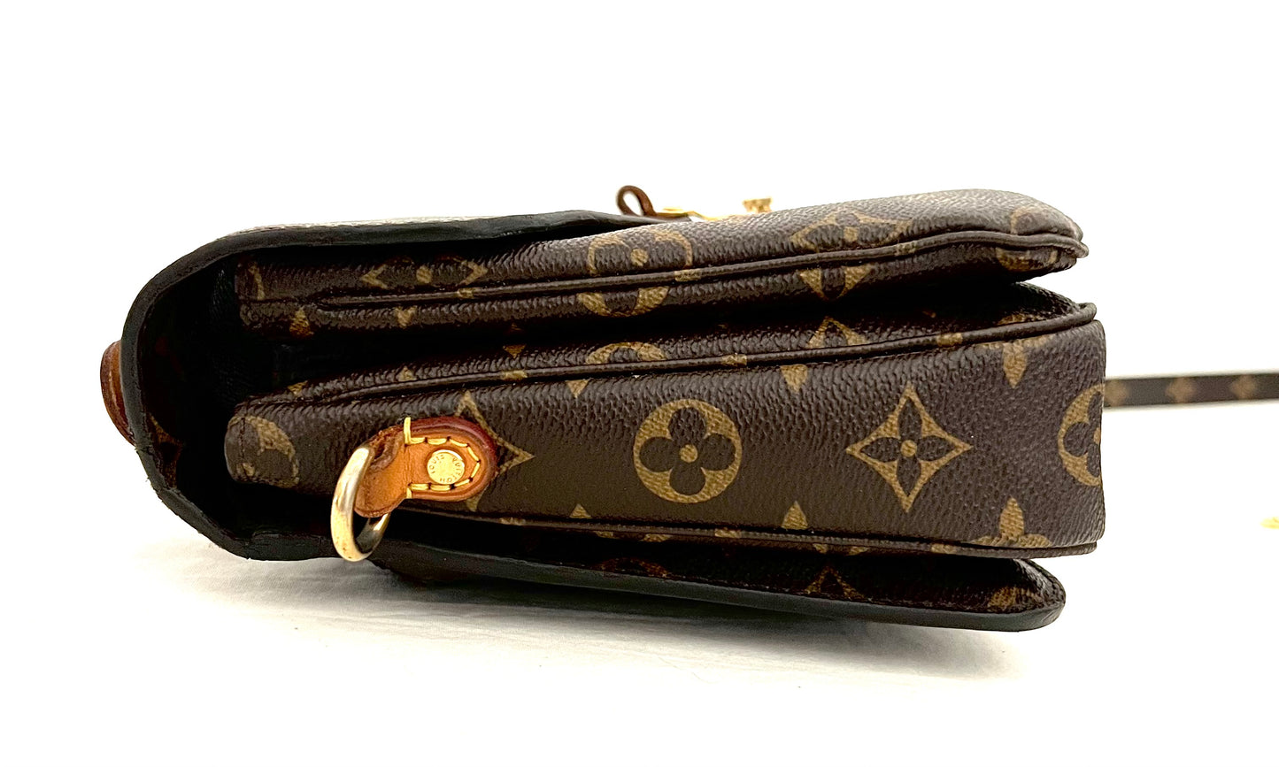 Monogram Pochette Metis