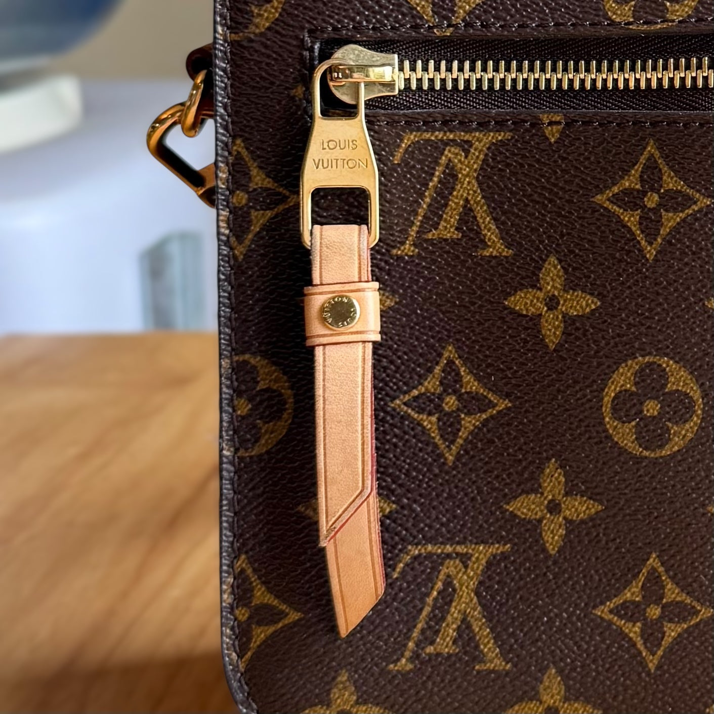 Monogram Pochette Métis