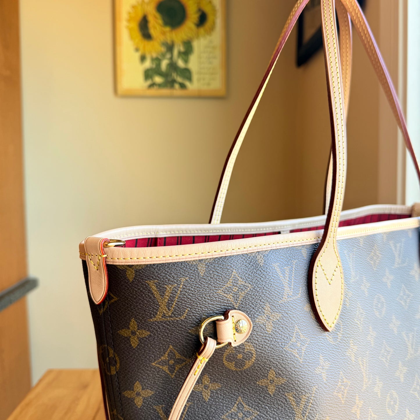 Monogram Neverfull Bandouliere Inside Out MM - Rogue Sari Interior