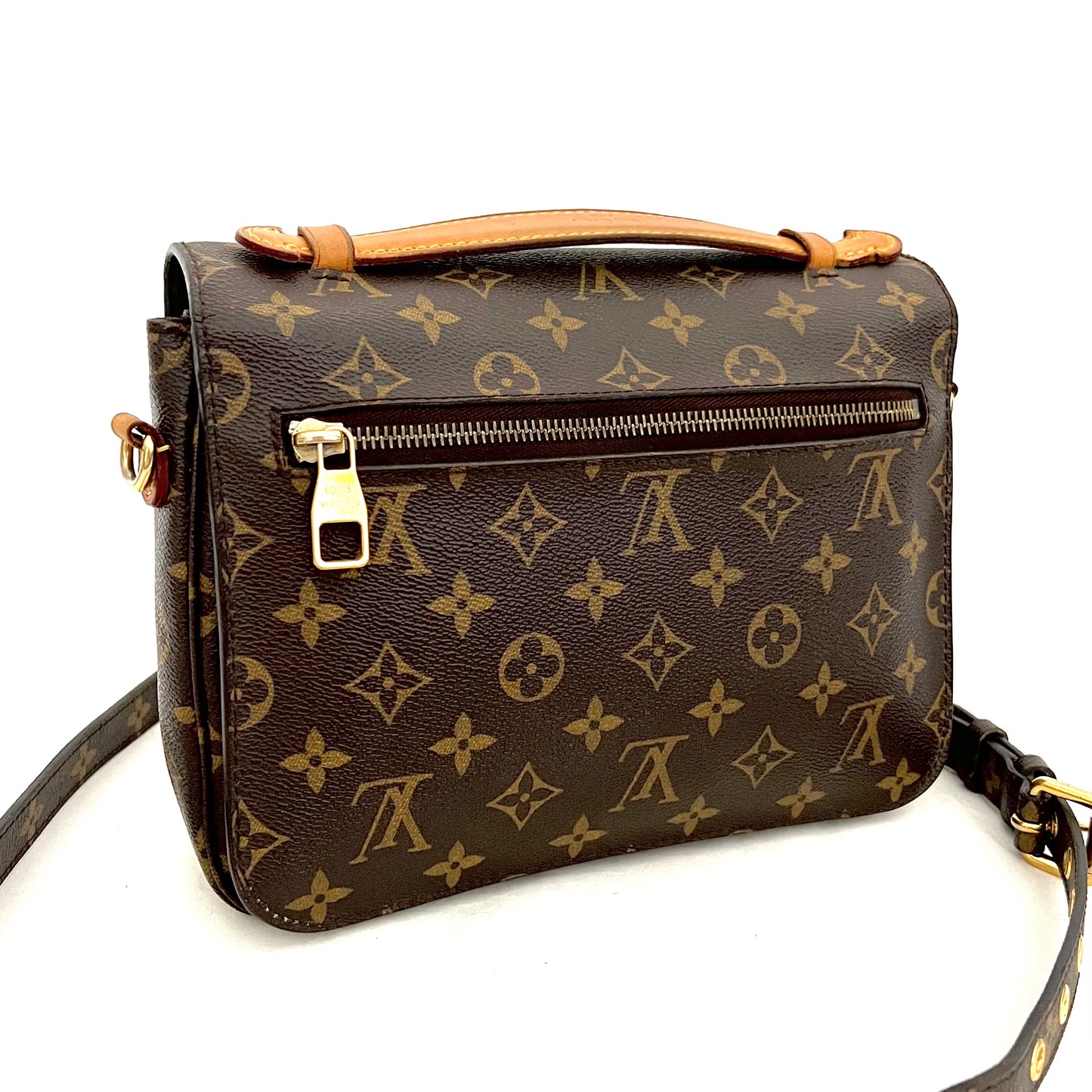 Monogram Pochette Metis