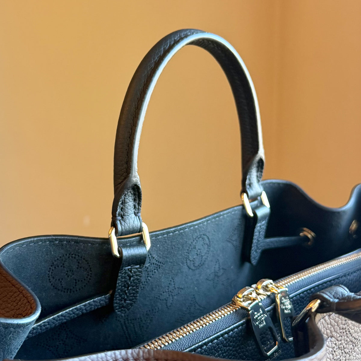Bella Tote ; Mahogany (New w/ Tags)
