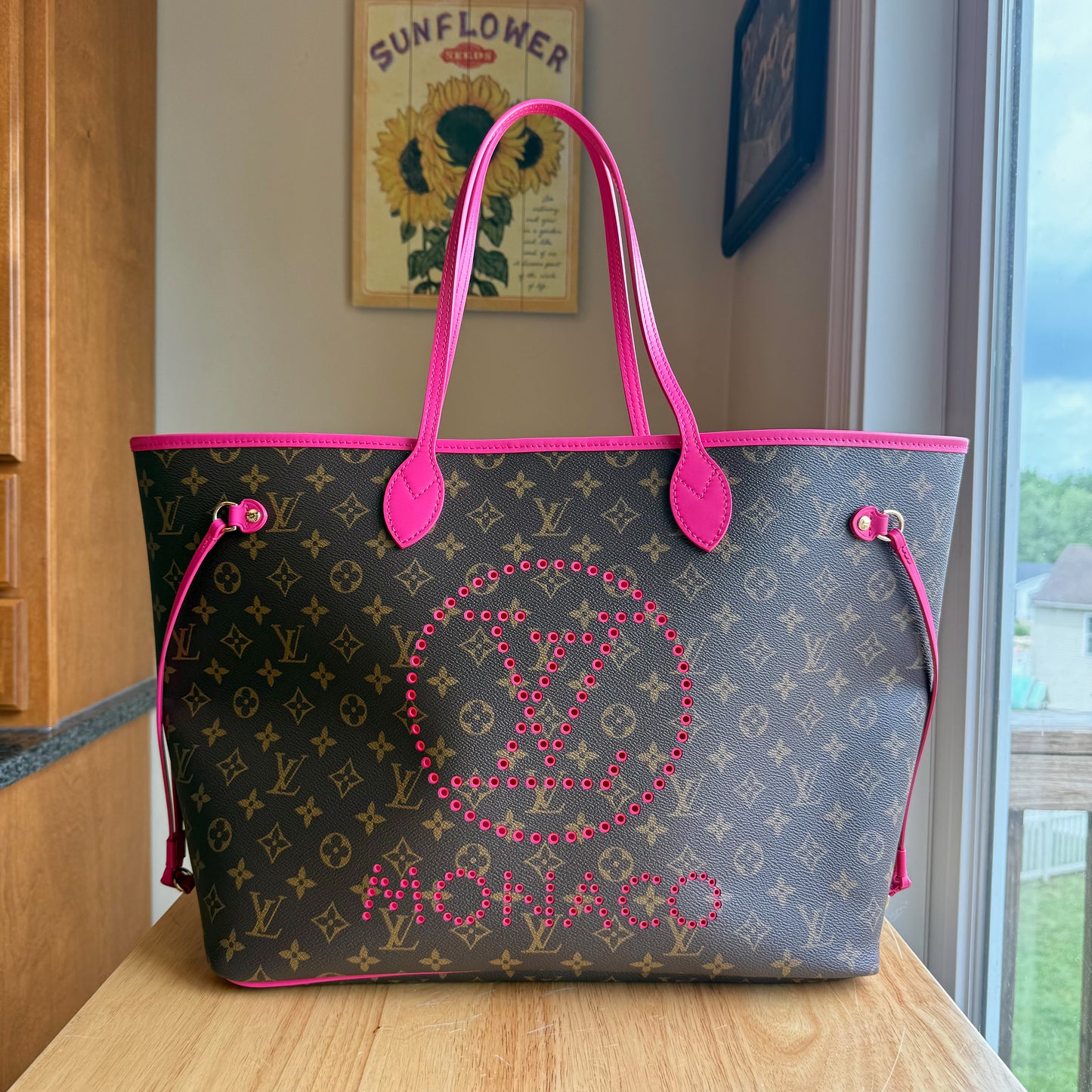 Neverfull GM - The City Exclu Collection “Monaco” (Brand New)