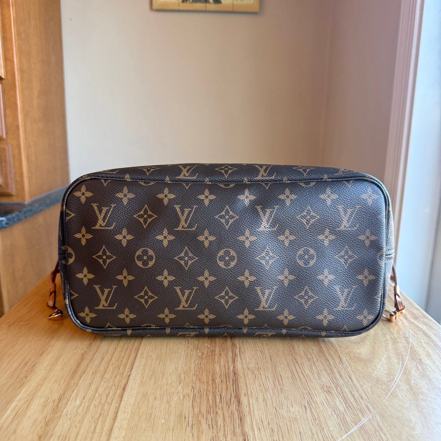 Monogram Neverfull MM - Rose Ballerine Interior