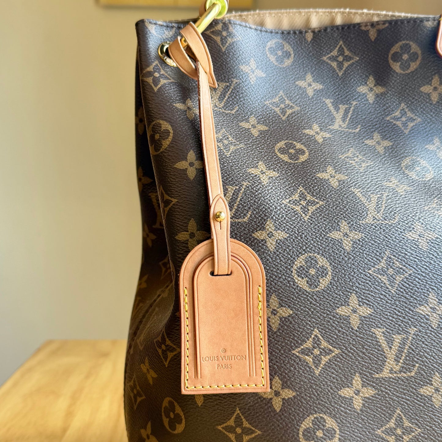 Monogram Graceful MM