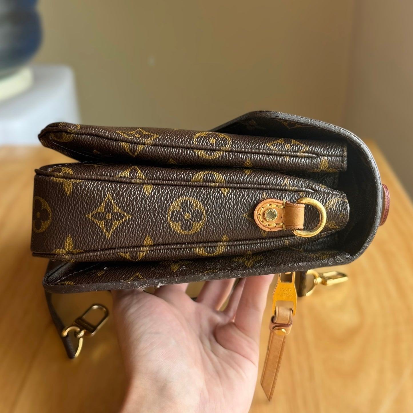 Monogram Pochette Métis