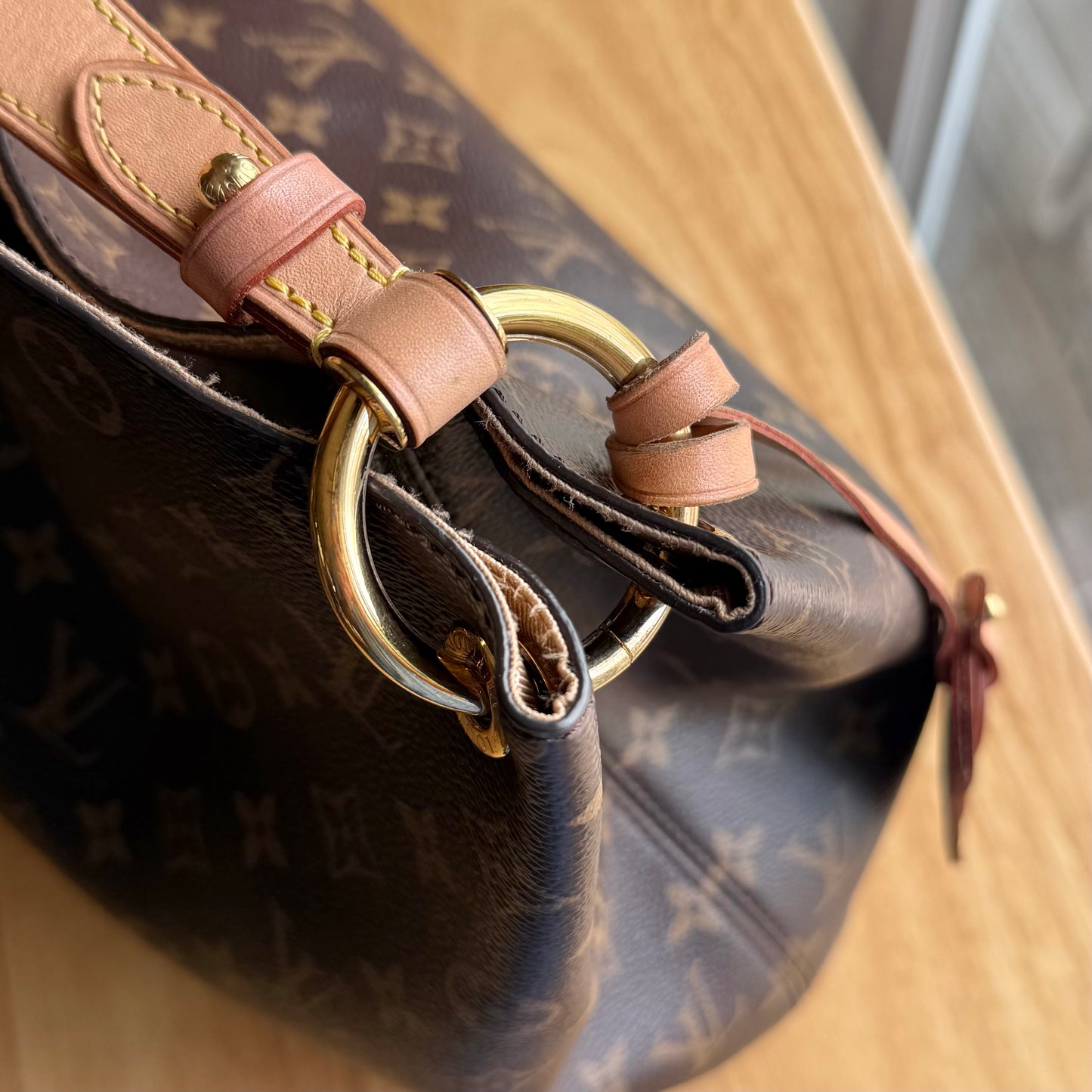 Monogram Graceful MM
