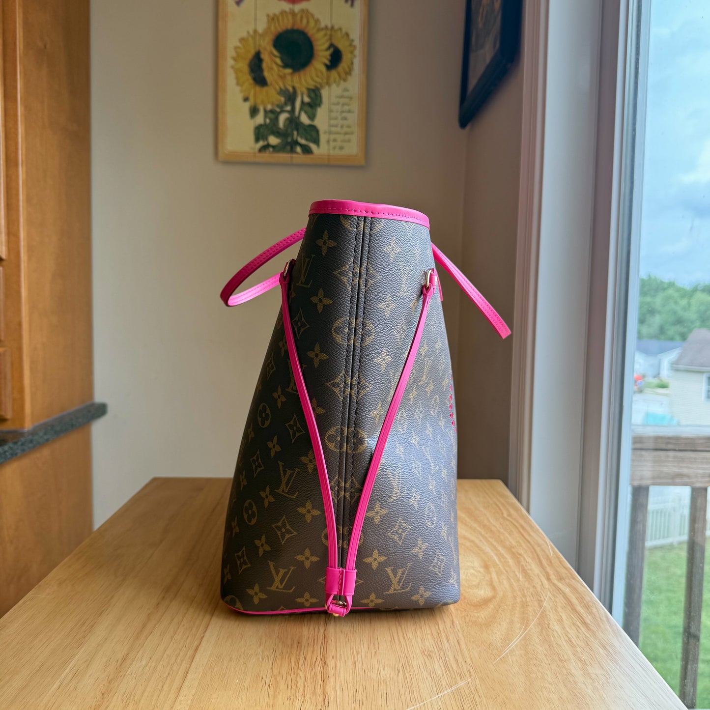Neverfull GM - The City Exclu Collection “Monaco” (Brand New)